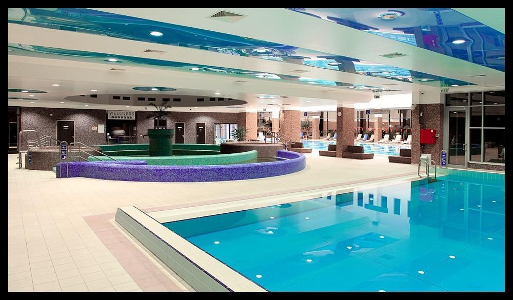 Sarkany Apartman, Sarkany Wellness Es Gyogyfuerdo Nyírbátor المظهر الخارجي الصورة